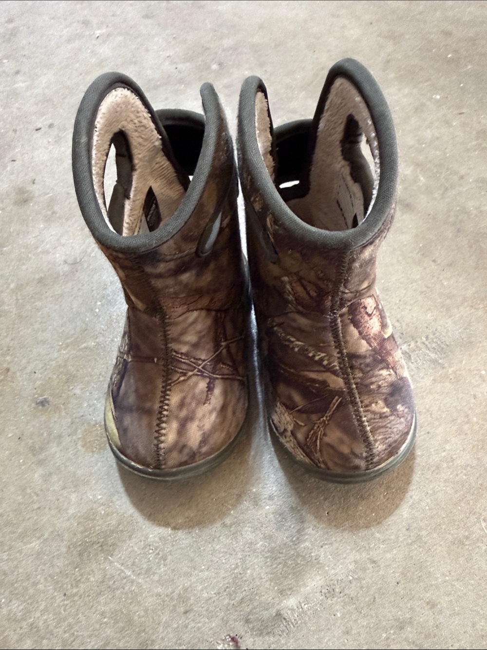 BABY BOGS II MOSSY OAK - size 6